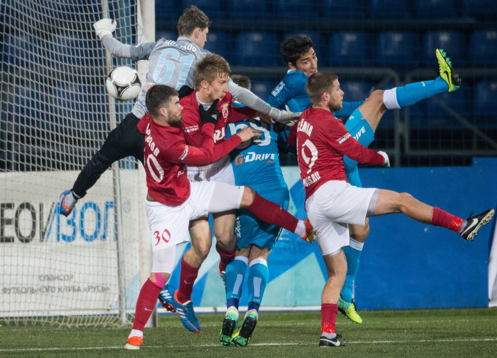 Первенство команд второго дивизиона, зона «Запад», «Русь» — «Зенит»-2