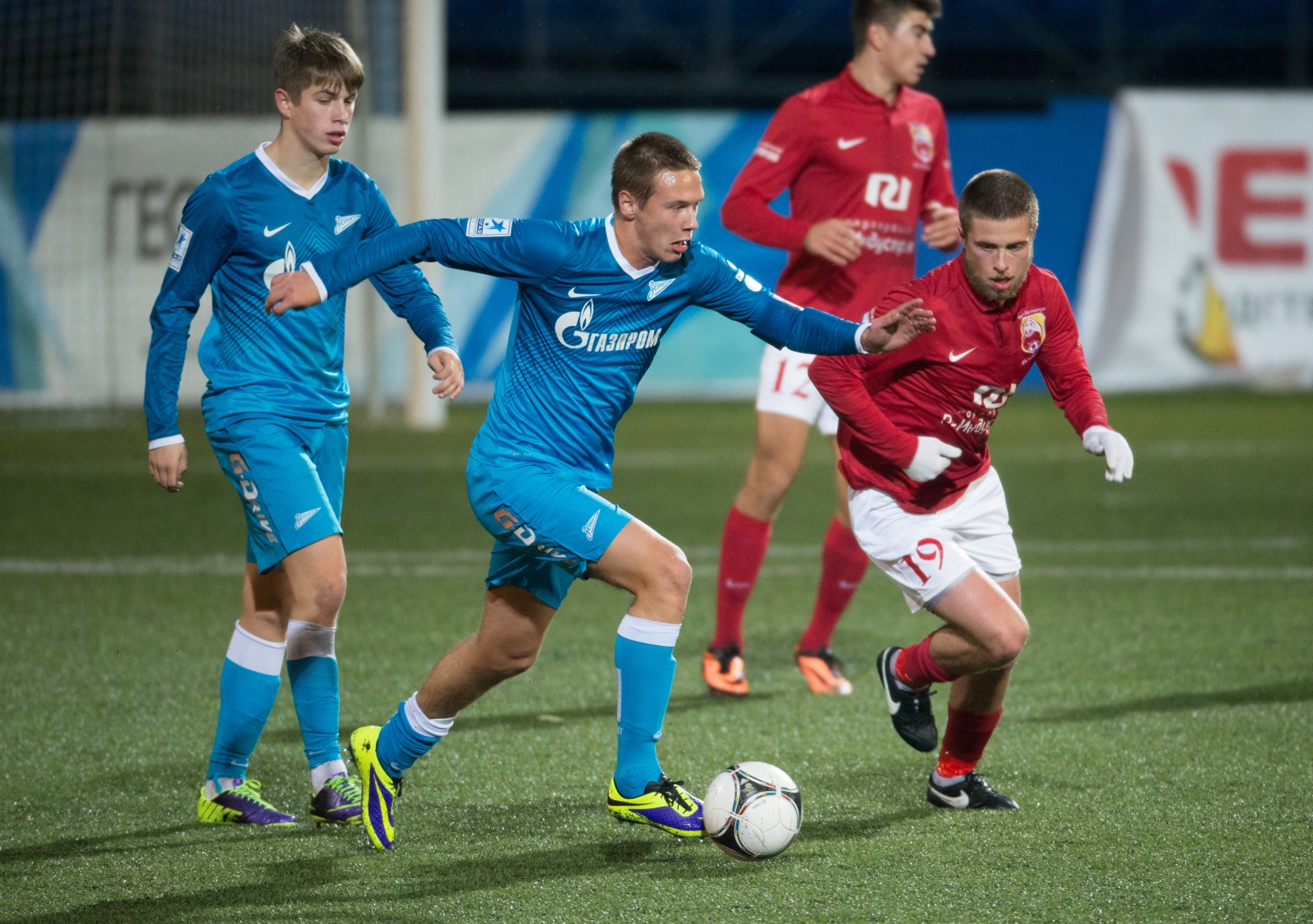 Первенство команд второго дивизиона, зона «Запад», «Русь» — «Зенит»-2