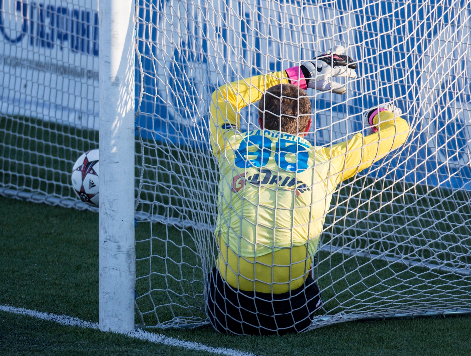 Юношеская лига УЕФА 2013/2014, «Зенит» — «Атлетико»