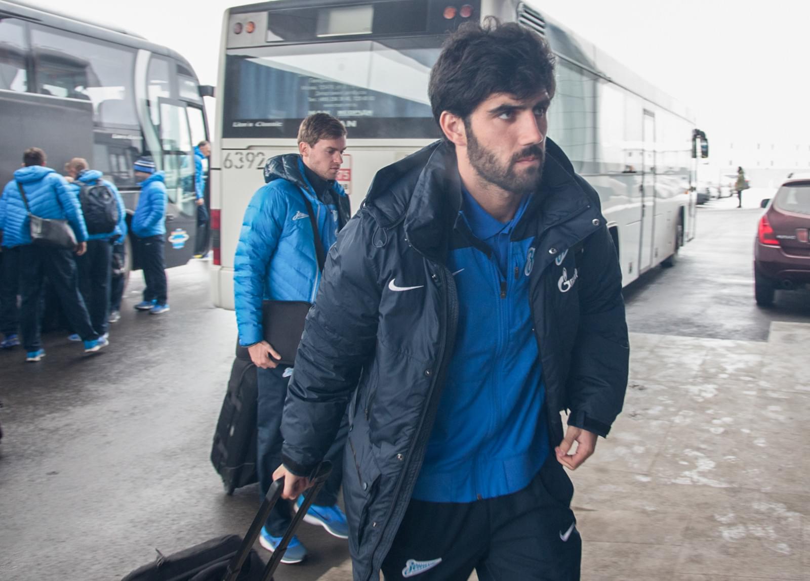 Футболисты «Зенита» на пути в Доху