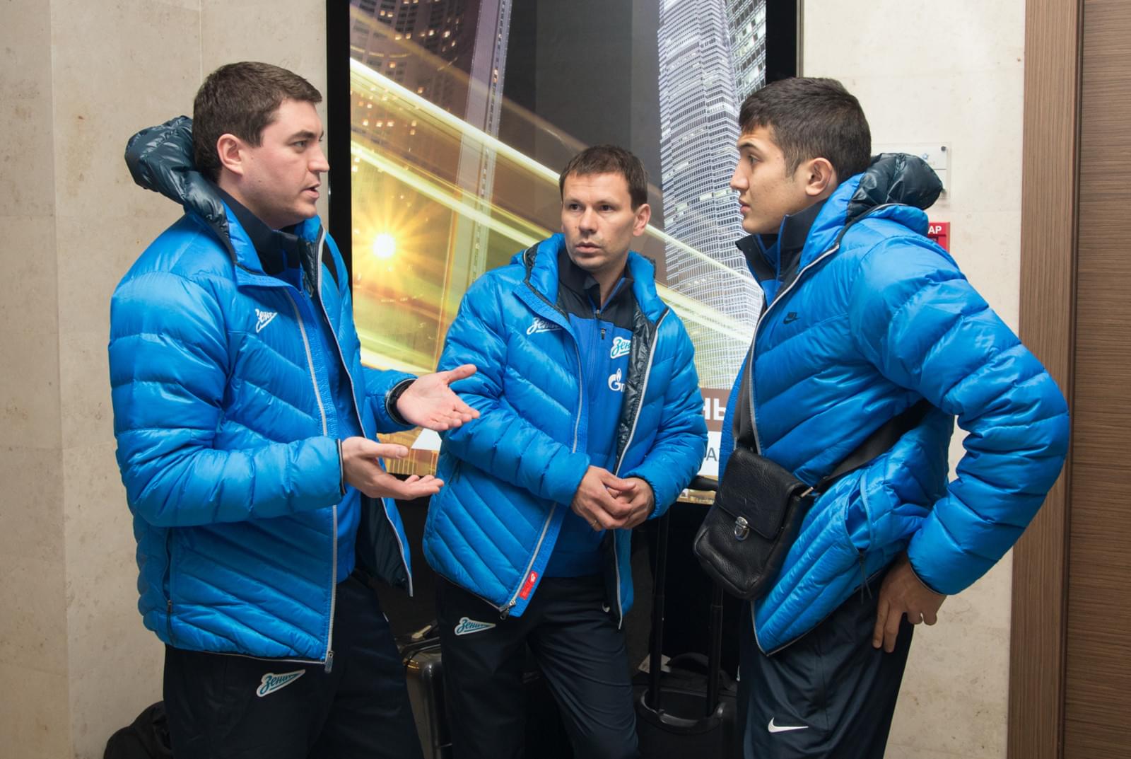 Футболисты «Зенита» на пути в Доху