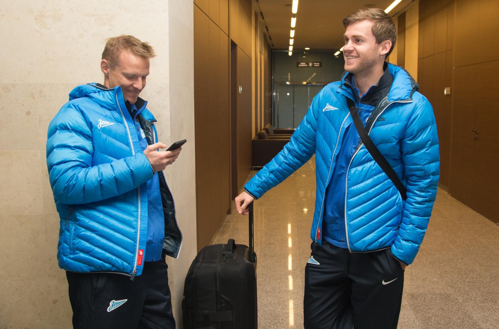 Футболисты «Зенита» на пути в Доху