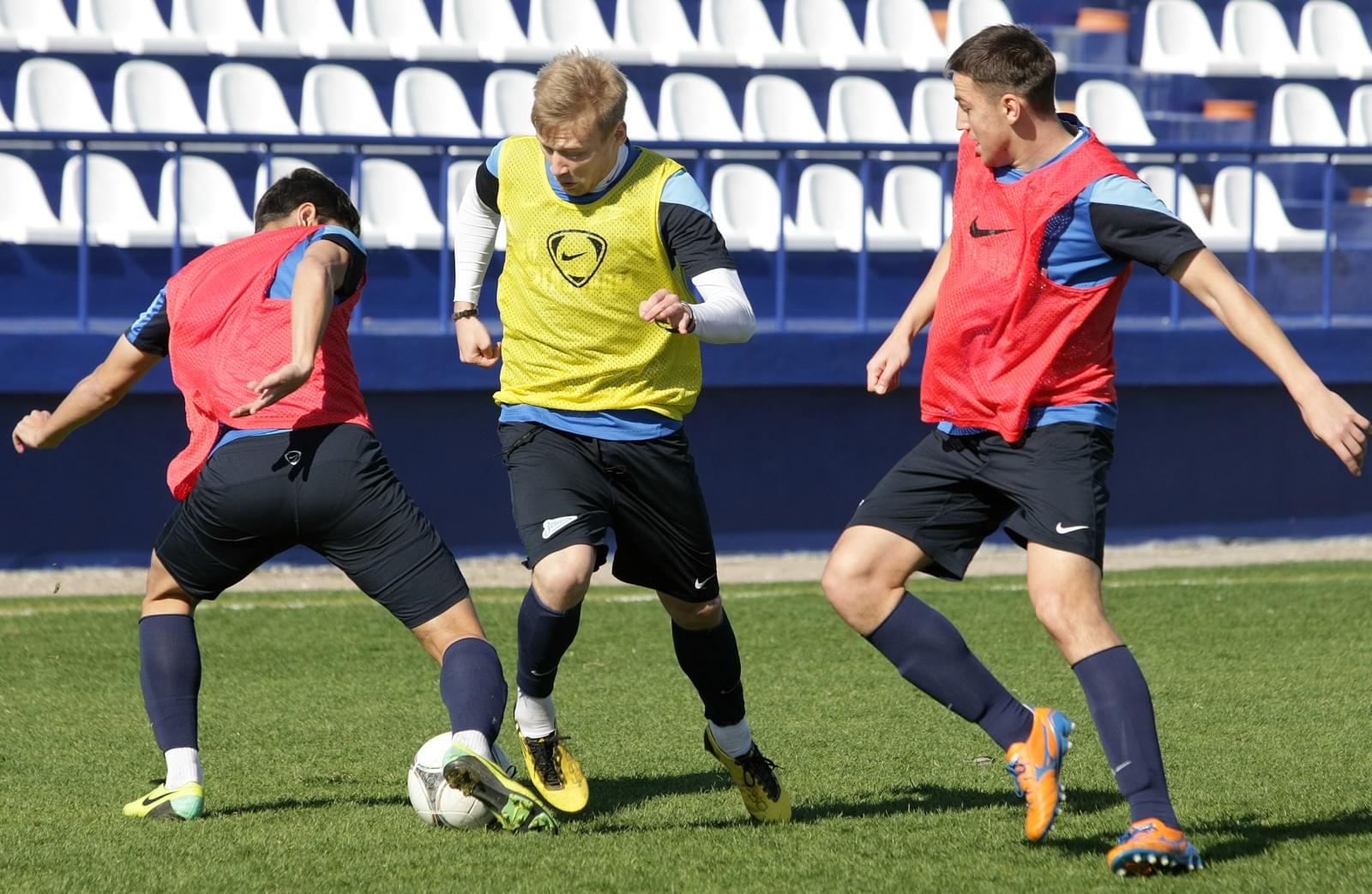 Зимние сборы «Зенит»-2, тренировка 30 января