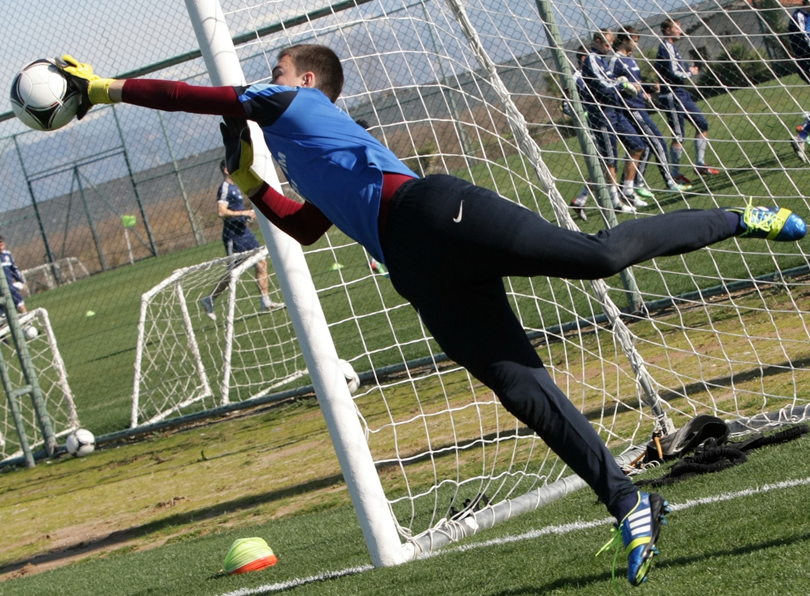 Сборы «Зенит» -2 в Турции, тренировка вратарей