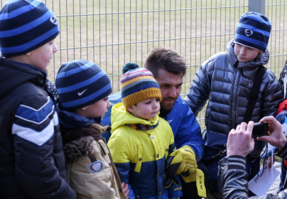 Дети, победители конкурсов посетили тренировку «Зенита» перед матчем с ЦСКА