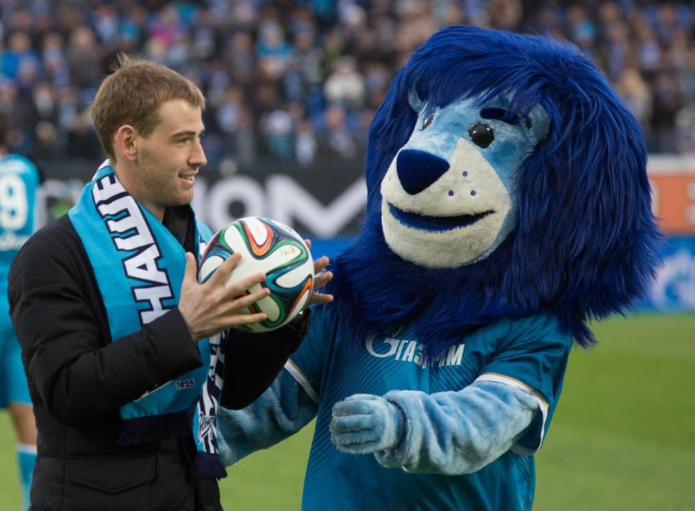 Дмитрий Малышко поддержал «Зенит» на «Петровском»