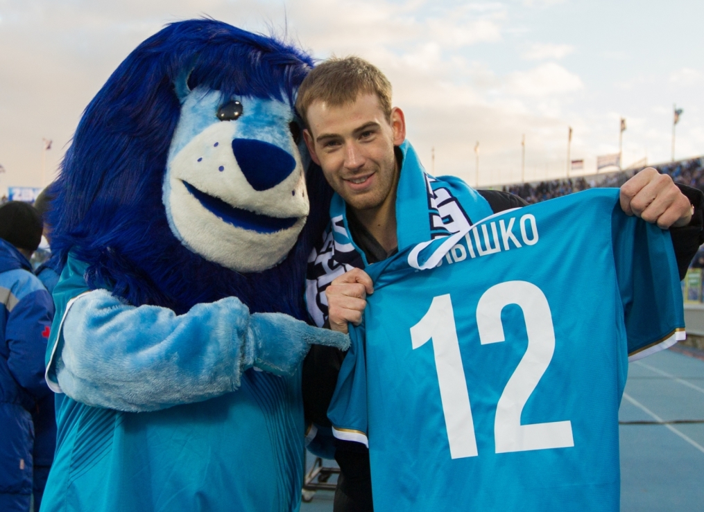 Дмитрий Малышко поддержал «Зенит» на «Петровском»