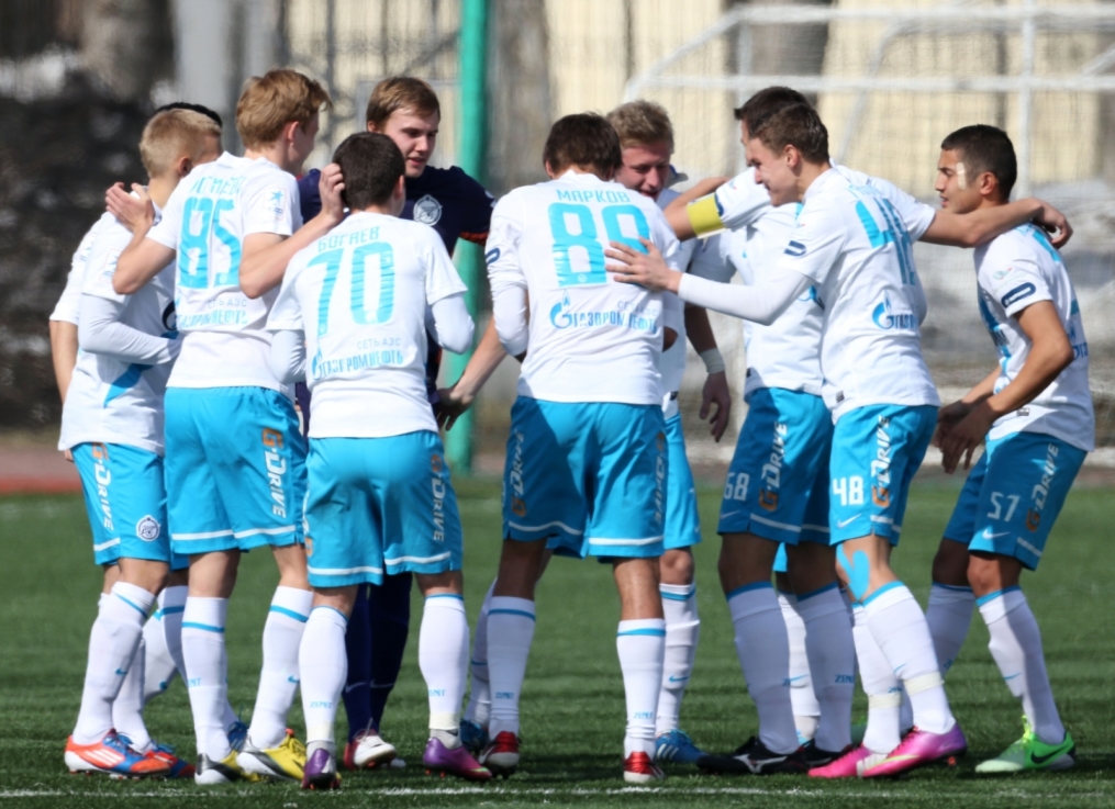 Первенство России среди молодежных команд. Матч «Локомотив» — «Зенит»