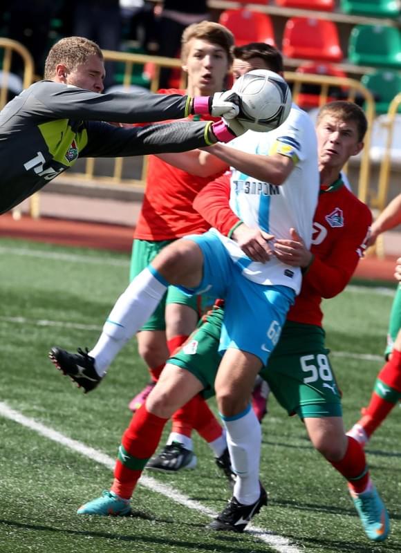 Первенство России среди молодежных команд. Матч «Локомотив» — «Зенит»