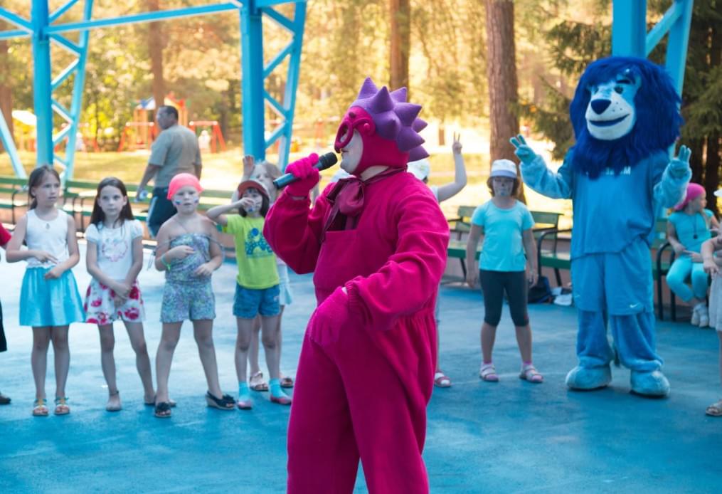 Голубой Лев посетил детский лагерь«Звездный»