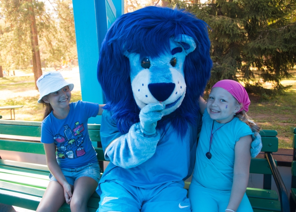 Голубой Лев посетил детский лагерь«Звездный»