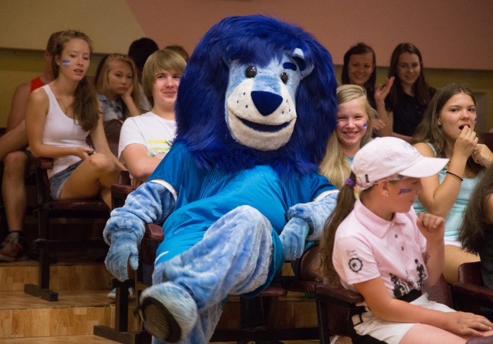 Голубой Лев посетил детский лагерь«Звездный»