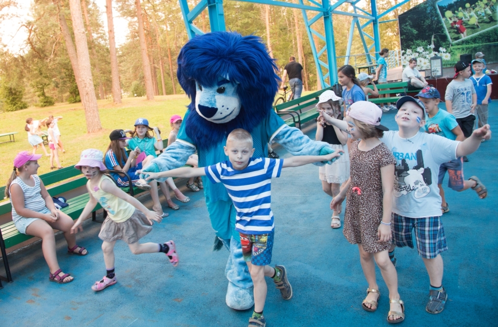 Голубой Лев посетил детский лагерь«Звездный»