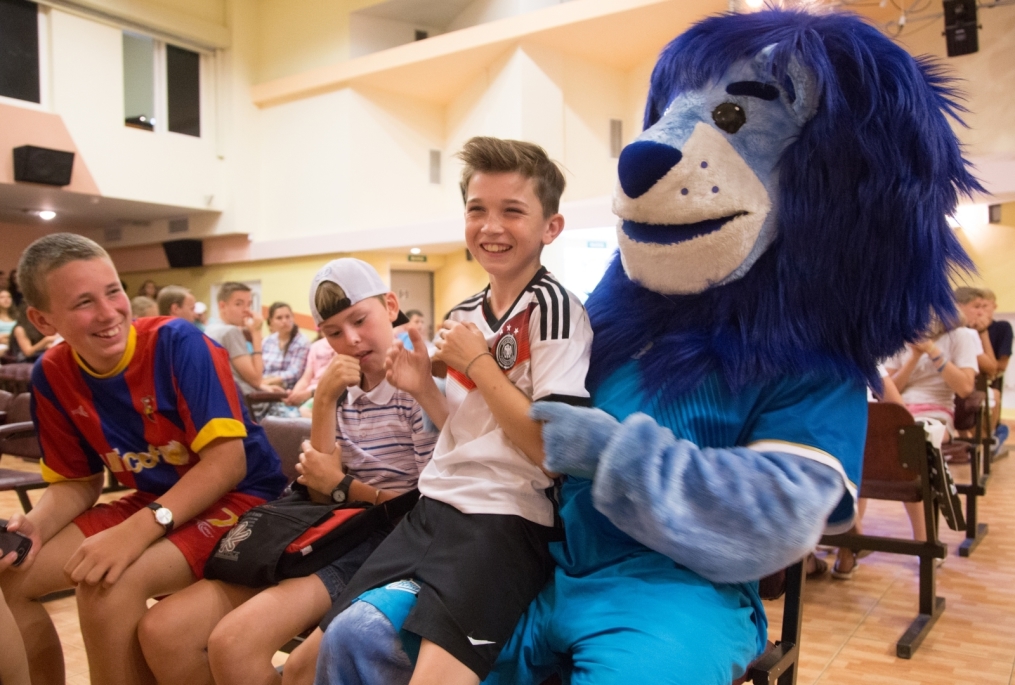 Голубой Лев посетил детский лагерь«Звездный»