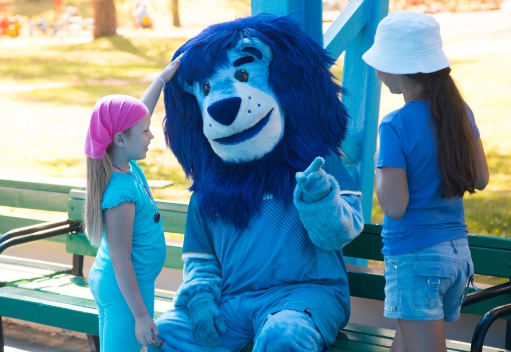 Голубой Лев посетил детский лагерь«Звездный»