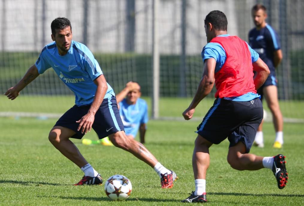 Эсекиэль Гарай, первая тренировка в «Зените»