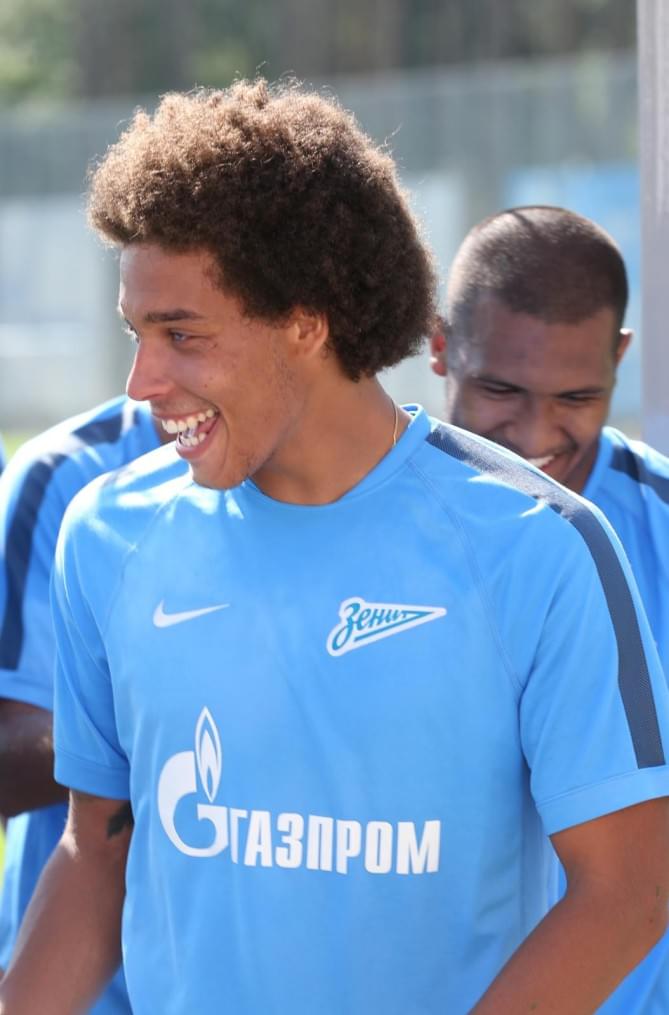 Эсекиэль Гарай, первая тренировка в «Зените»