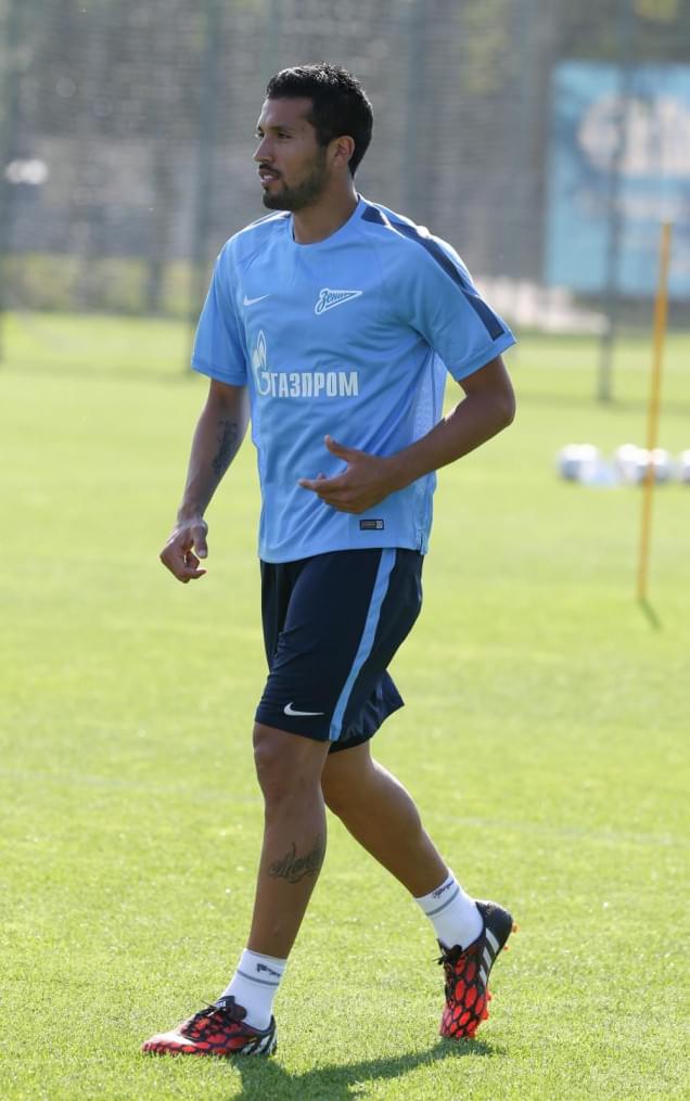 Эсекиэль Гарай, первая тренировка в «Зените»