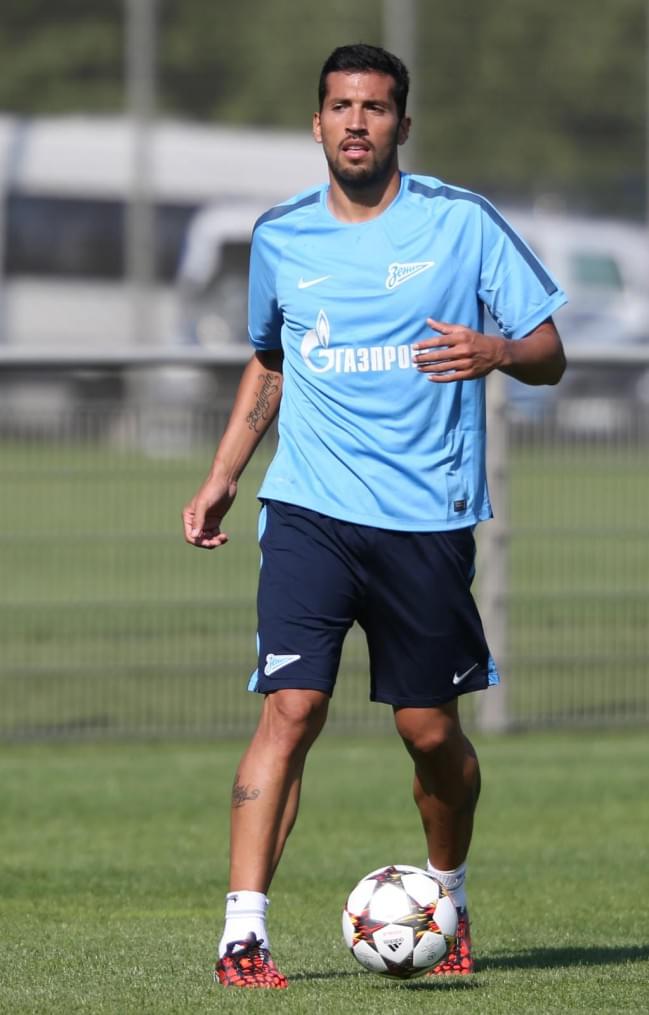 Эсекиэль Гарай, первая тренировка в «Зените»