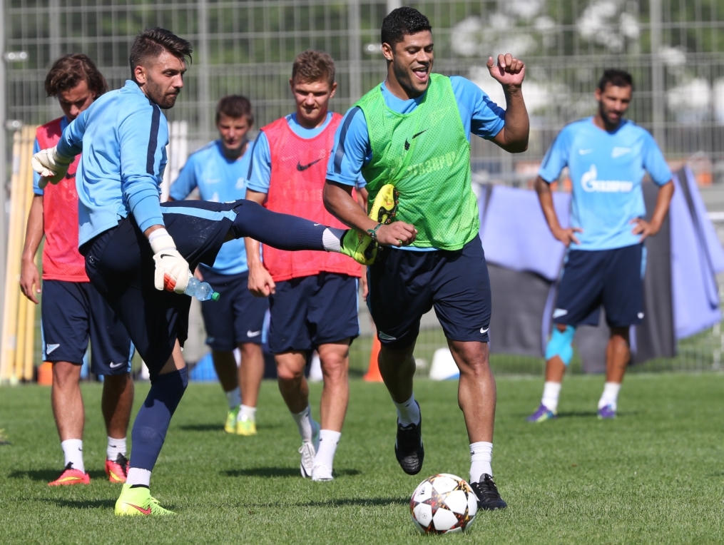 Эсекиэль Гарай, первая тренировка в «Зените»