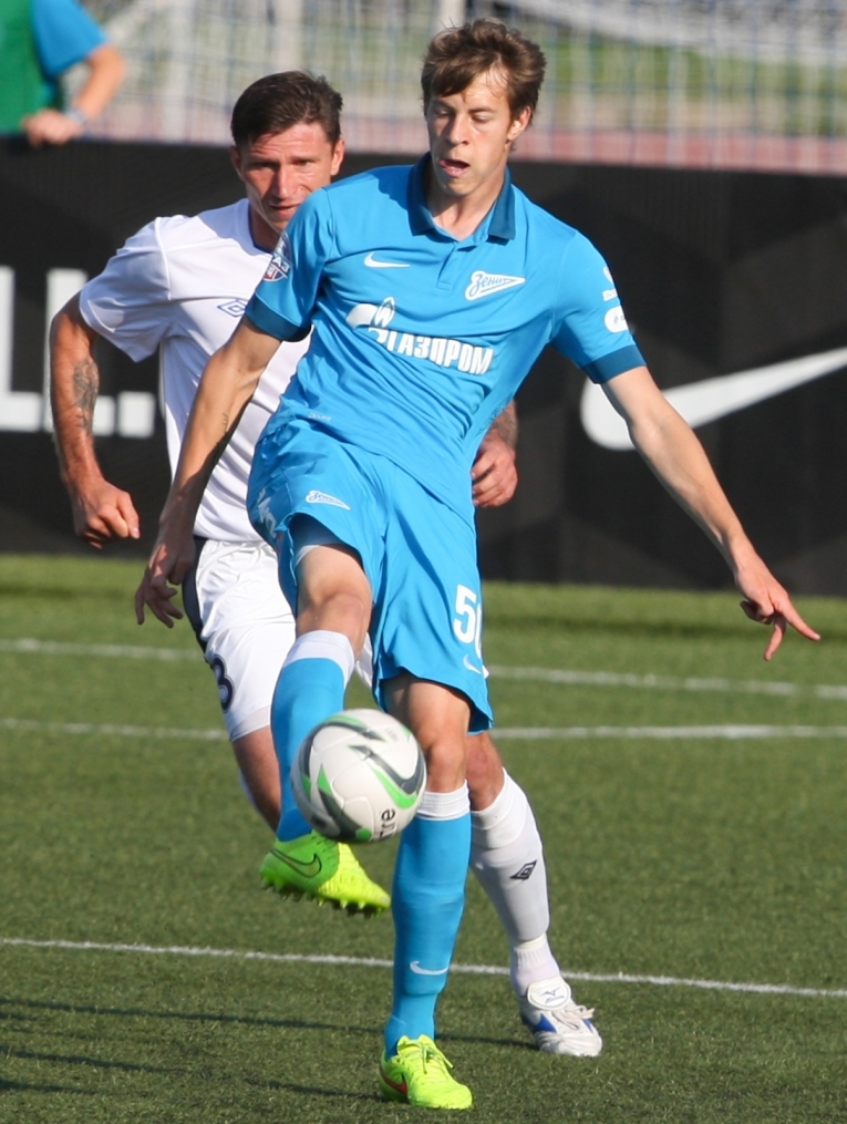 «Зенит»-2 — «Сатурн» (Раменское)