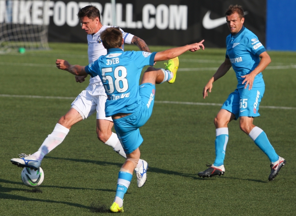 «Зенит»-2 — «Сатурн» (Раменское)