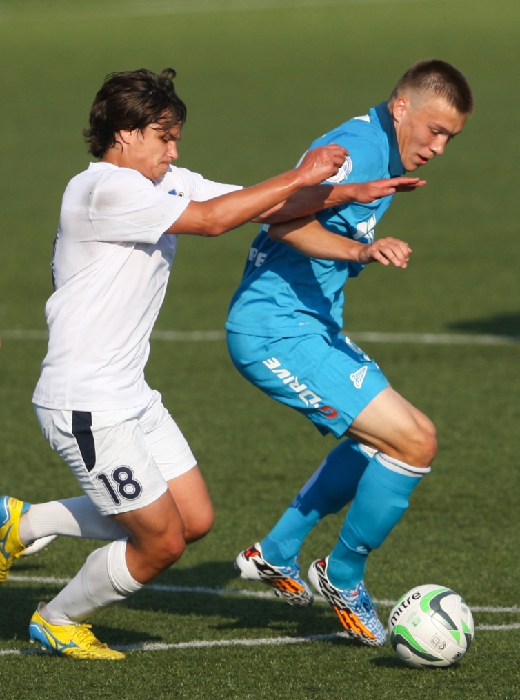 «Зенит»-2 — «Сатурн» (Раменское)