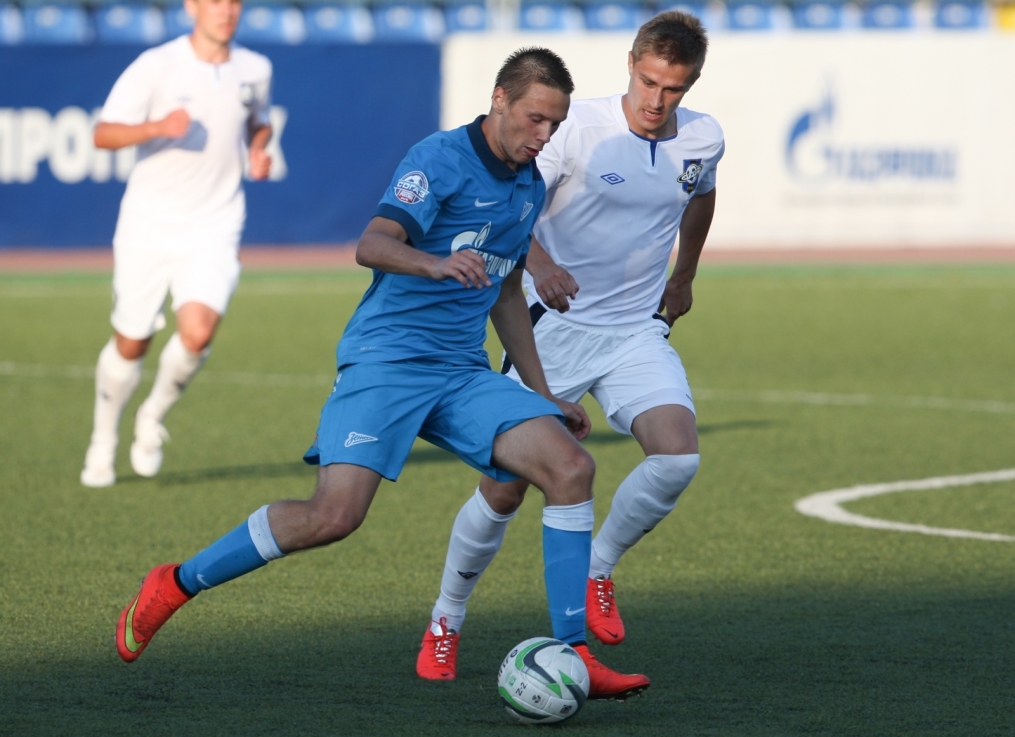 «Зенит»-2 — «Сатурн» (Раменское)