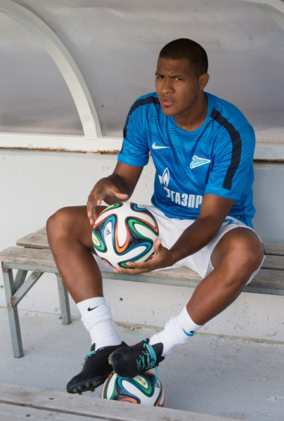 Лига Чемпионов УЕФА 2014/2015: АЕЛ — «Зенит»