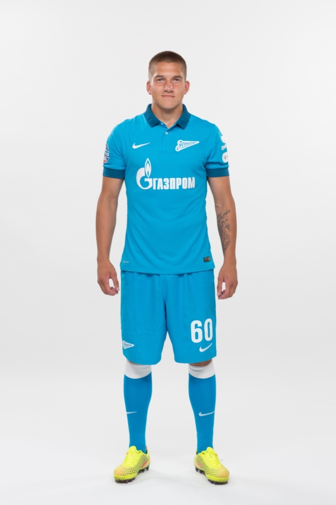 Фотосессия футболистов и тренеров молодежной команды «Зенита»