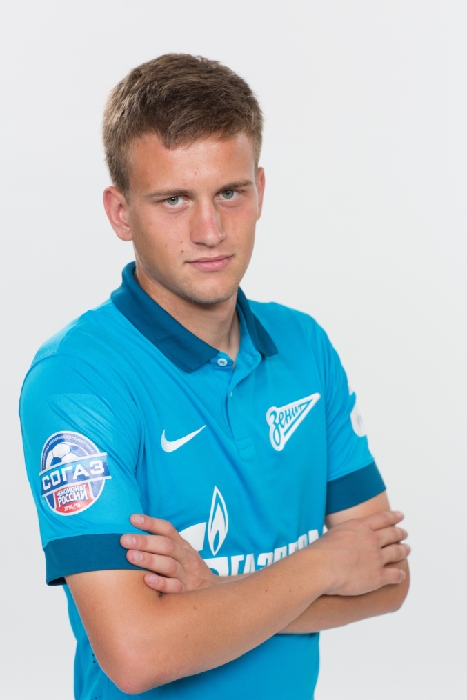 Фотосессия футболистов и тренеров молодежной команды «Зенита»