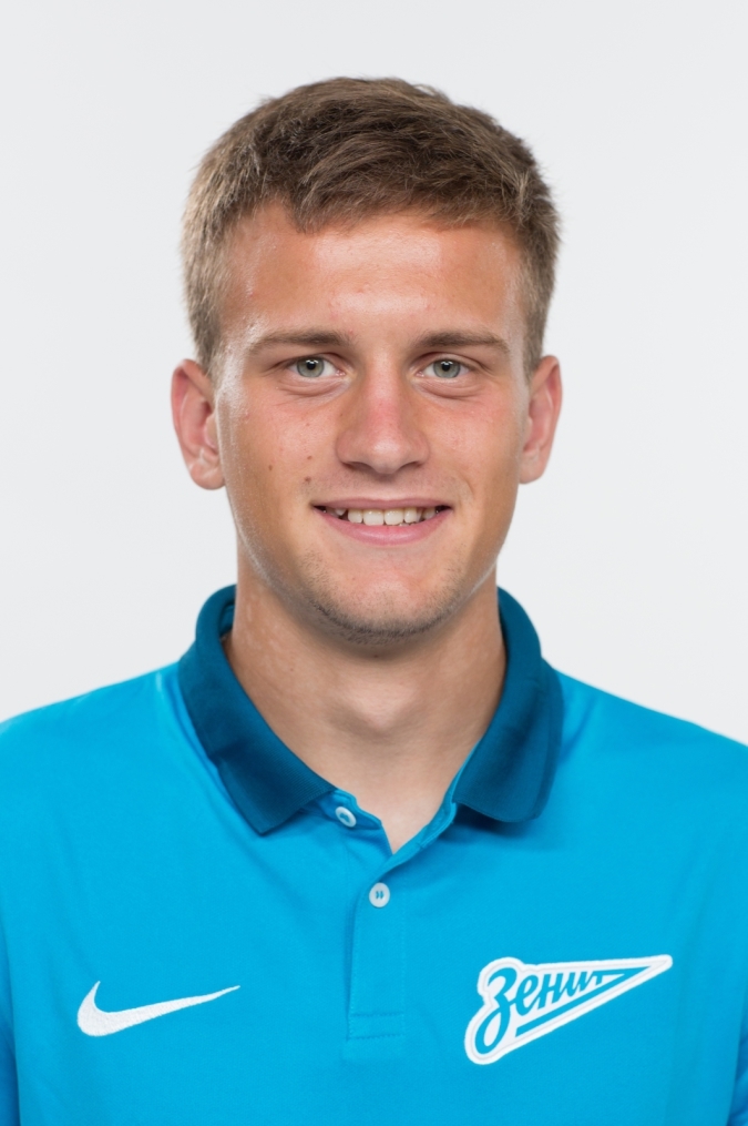 Фотосессия футболистов и тренеров молодежной команды «Зенита»