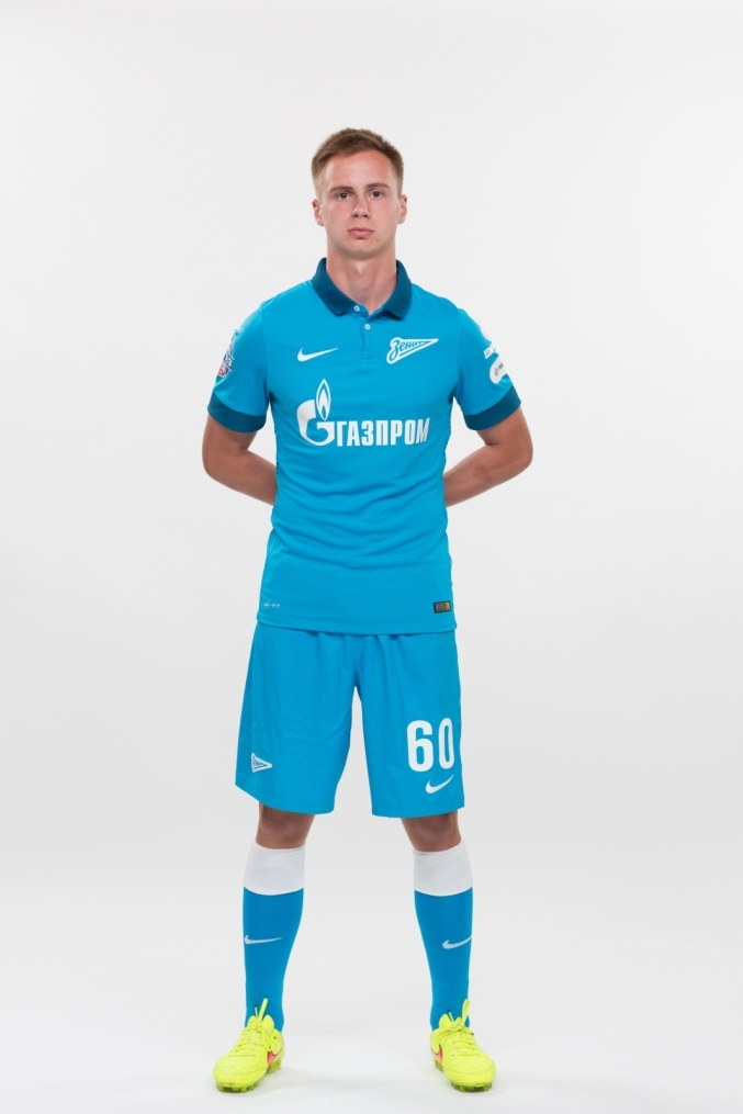 Фотосессия футболистов и тренеров молодежной команды «Зенита»