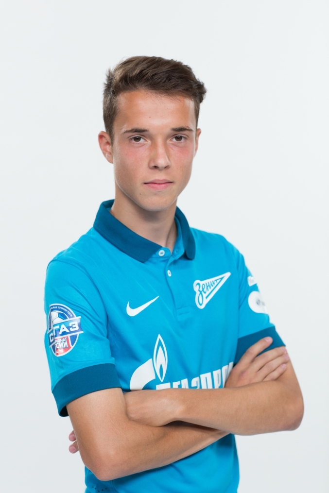 Фотосессия футболистов и тренеров молодежной команды «Зенита»