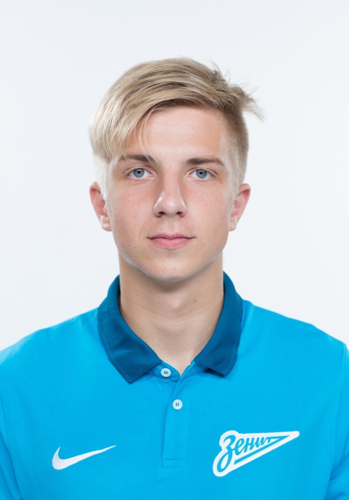 Фотосессия футболистов и тренеров молодежной команды «Зенита»