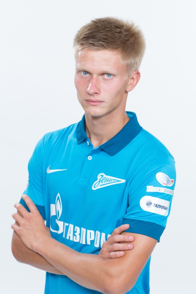 Фотосессия футболистов и тренеров молодежной команды «Зенита»