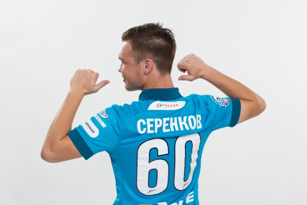 Фотосессия футболистов и тренеров молодежной команды «Зенита»