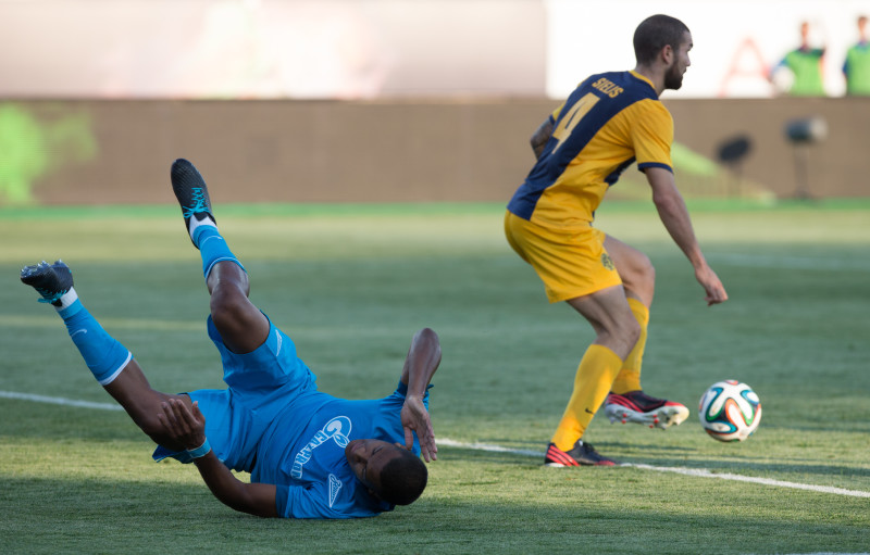 Лига чемпионов УЕФА 2014/15, «Зенит» — АЕЛ