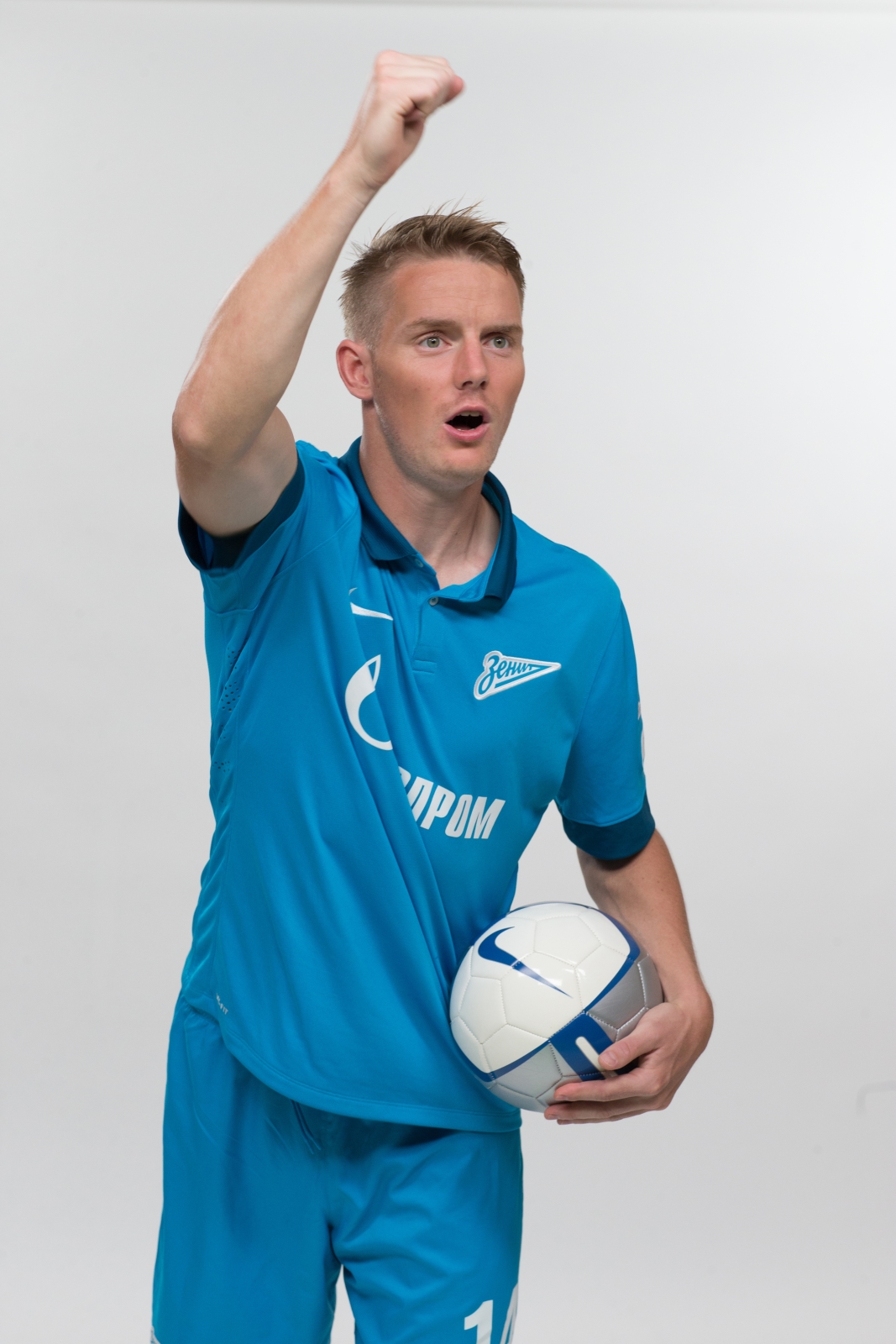 Фотосессия футболистов и тренеров основного состава ФК «Зенит» сезона 2014/2015