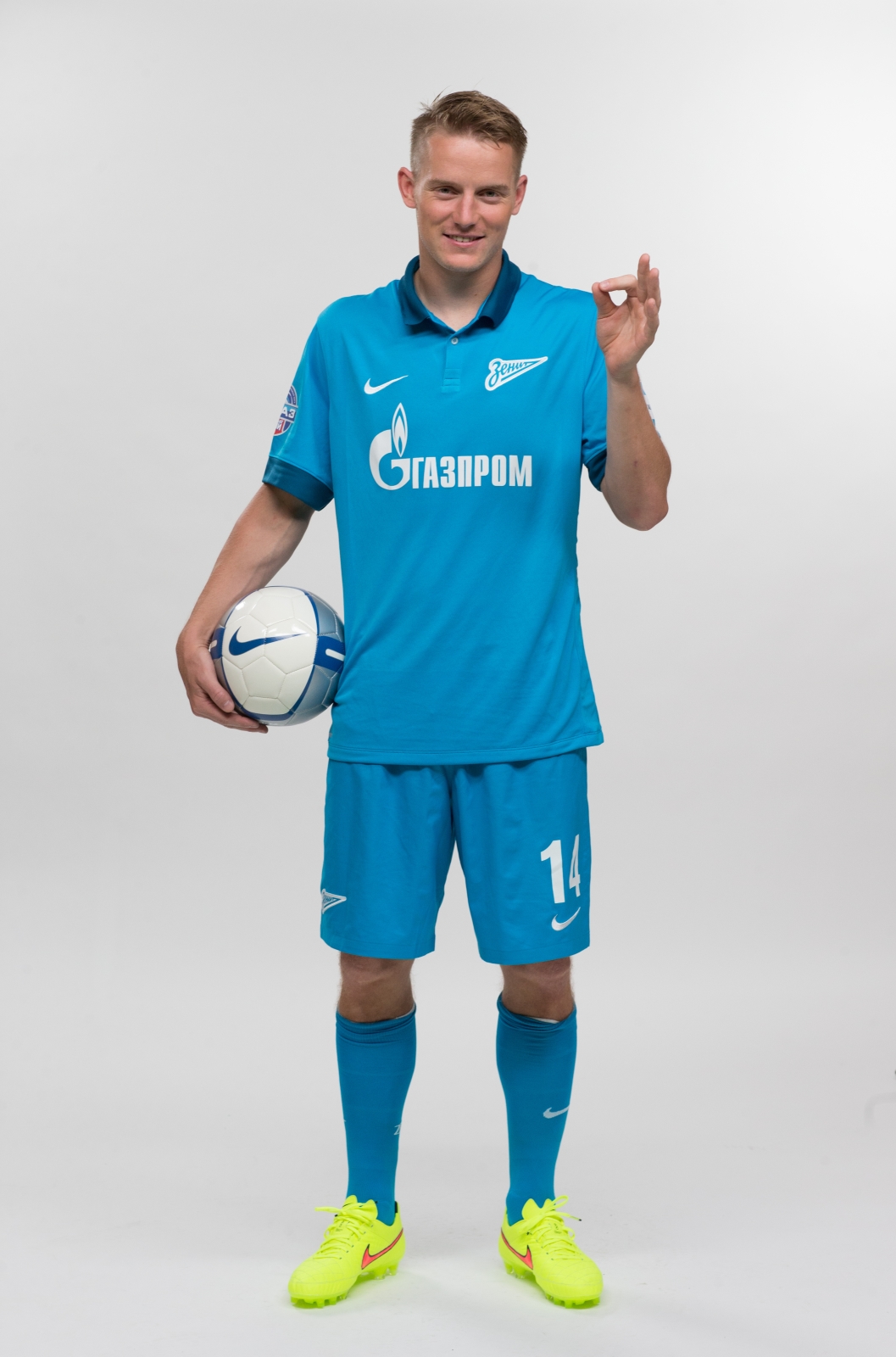 Фотосессия футболистов и тренеров основного состава ФК «Зенит» сезона 2014/2015