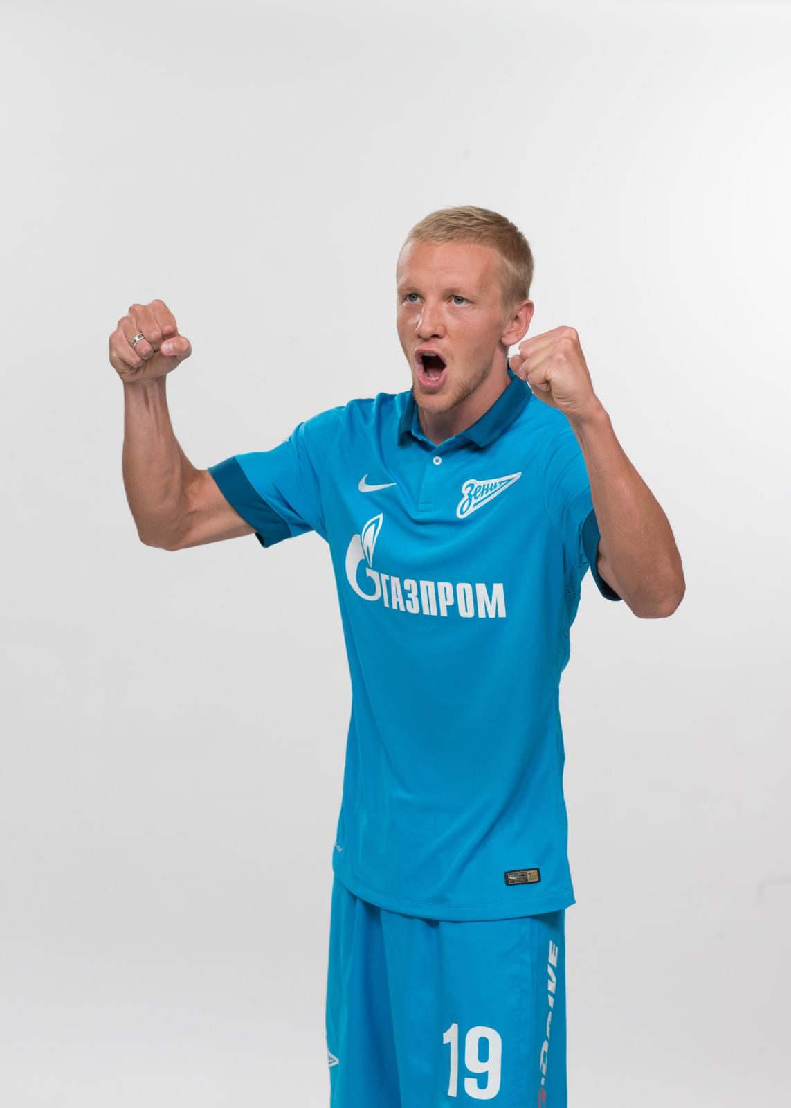 Фотосессия футболистов и тренеров основного состава ФК «Зенит» сезона 2014/2015