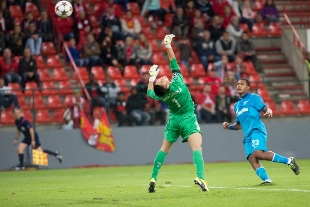 Лига чемпионов УЕФА, 2014/2015, «Стандард» — «Зенит»