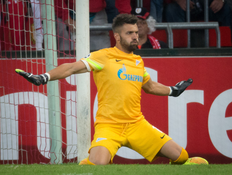 Лига чемпионов УЕФА, 2014/2015, «Стандард» — «Зенит»