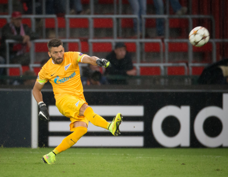 Лига чемпионов УЕФА, 2014/2015, «Стандард» — «Зенит»