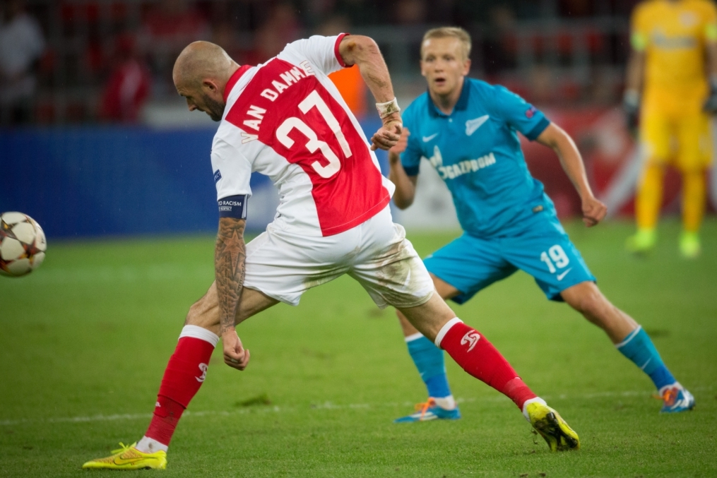 Лига чемпионов УЕФА, 2014/2015, «Стандард» — «Зенит»