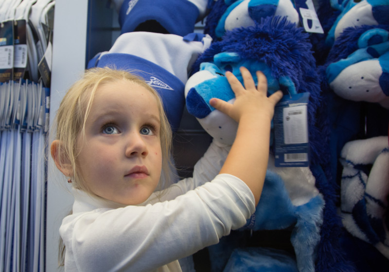 Дети из группы поддержки «Зенит Фан»