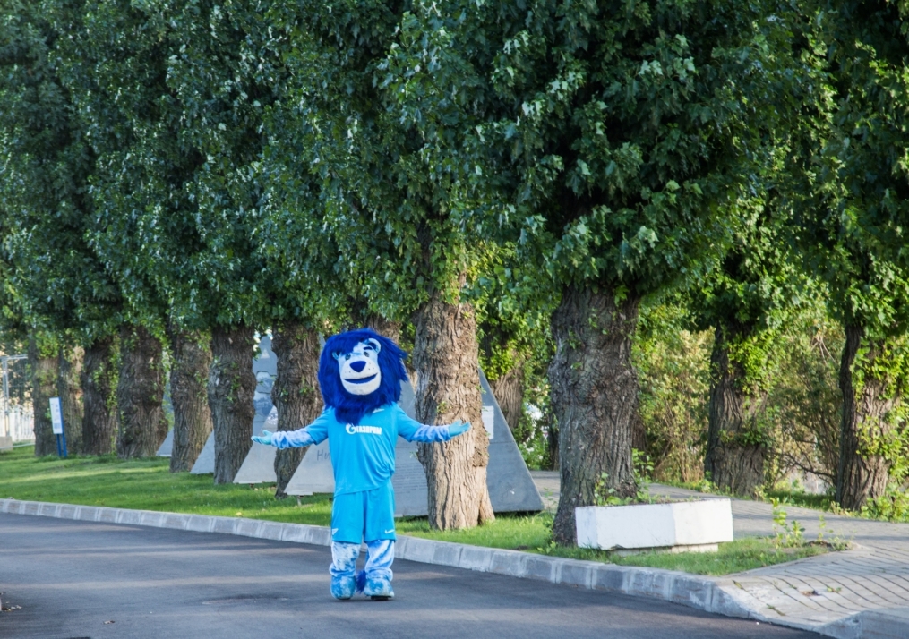 Дети из группы поддержки «Зенит Фан» на матче «Зенит» — «Динамо»