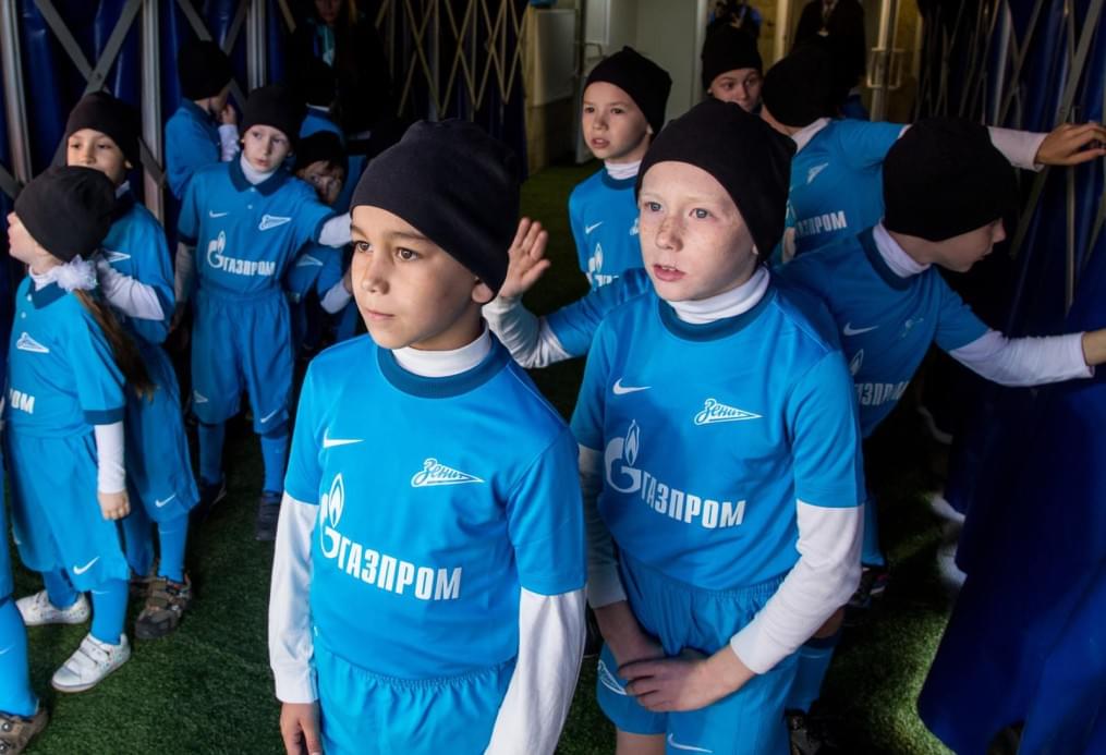 Слабовидящие дети вывели игроков «Зенита»  на матче  «Зенит» — «Спартак»