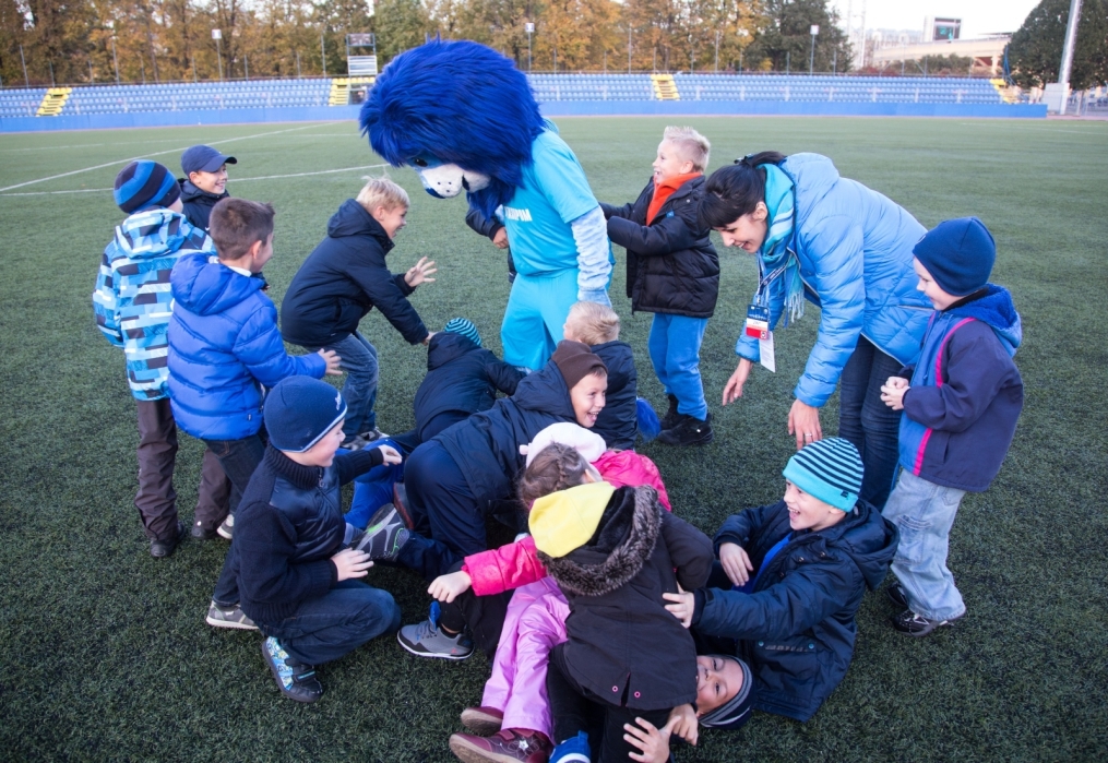 «Зенит Фан» на матче Лиги чемпионов УЕФА, «Зенит» — «Монако»