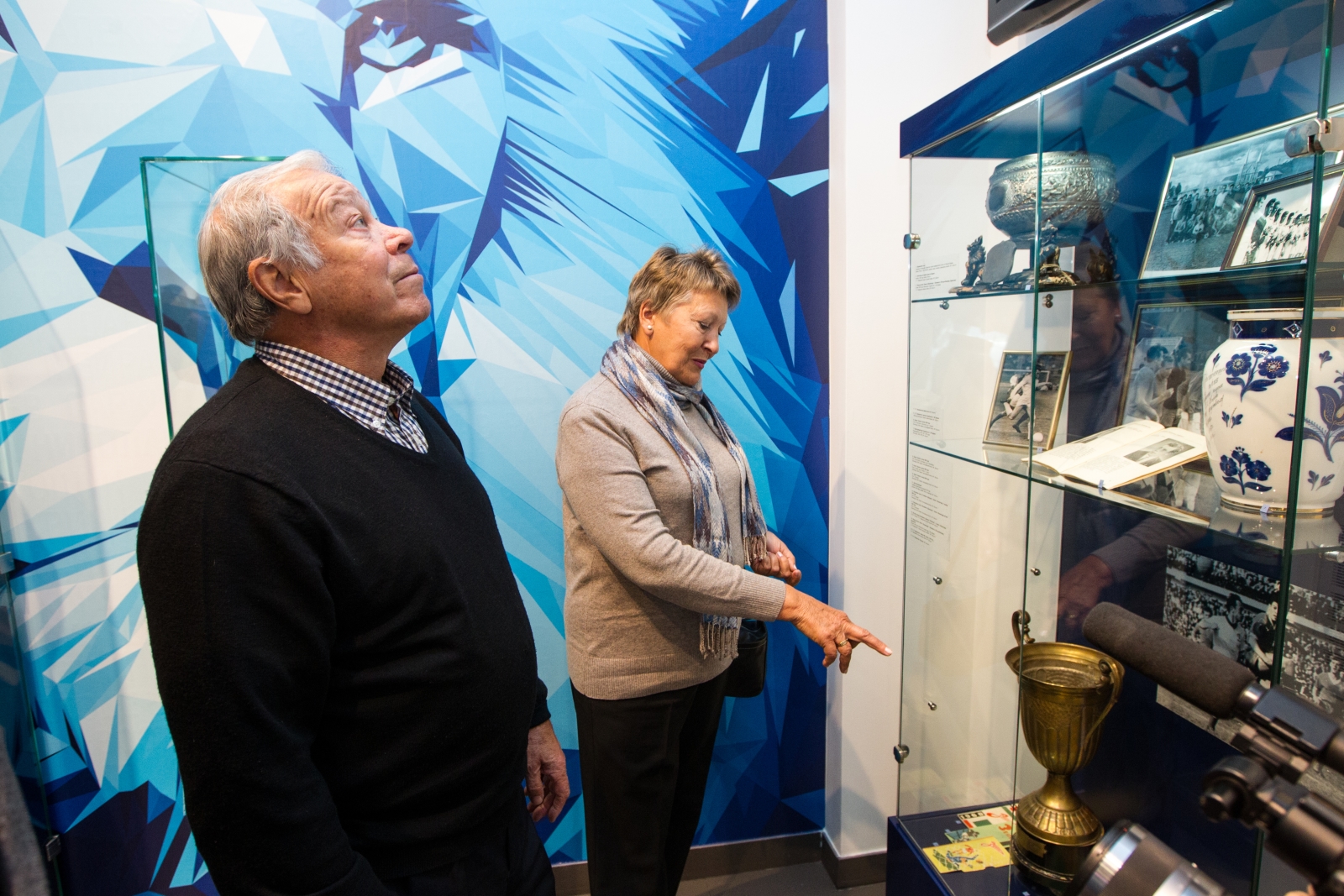 Открытие выставки к юбилею Станислава Завидонова